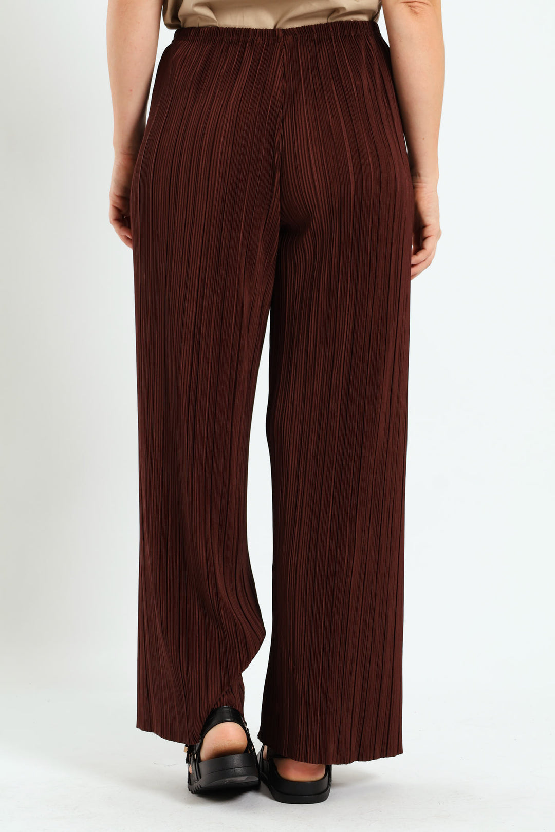 Plisse Wideleg Pants - Bitter Chocolate