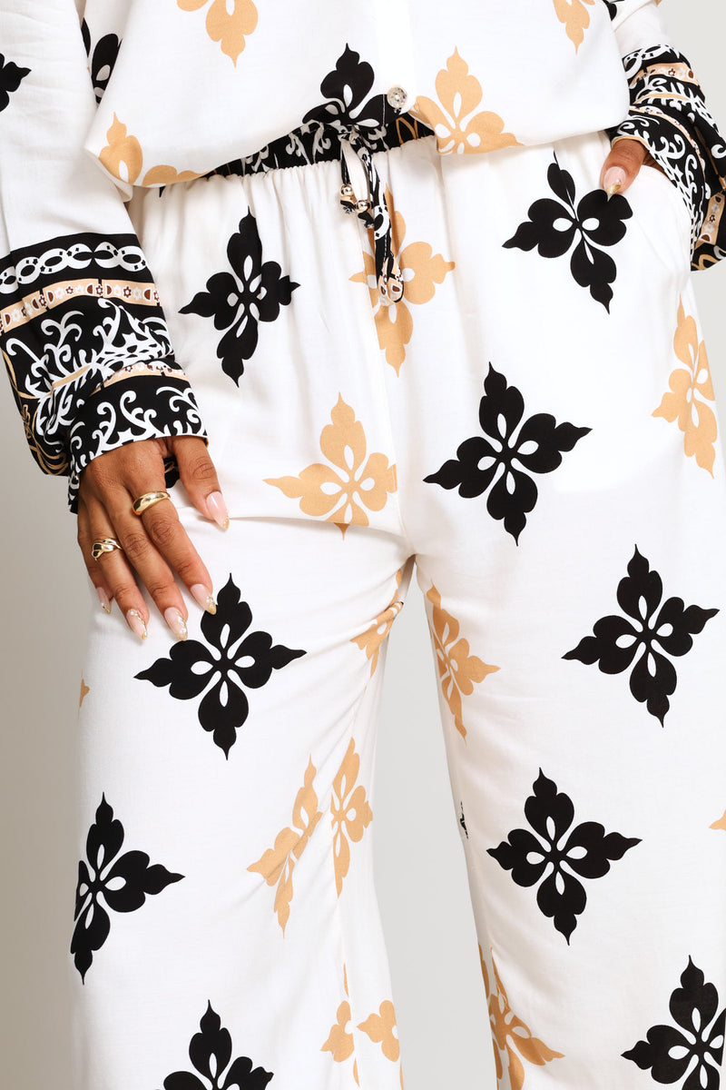 Printed Border Pullon Wideleg Pants - Cream/Multi