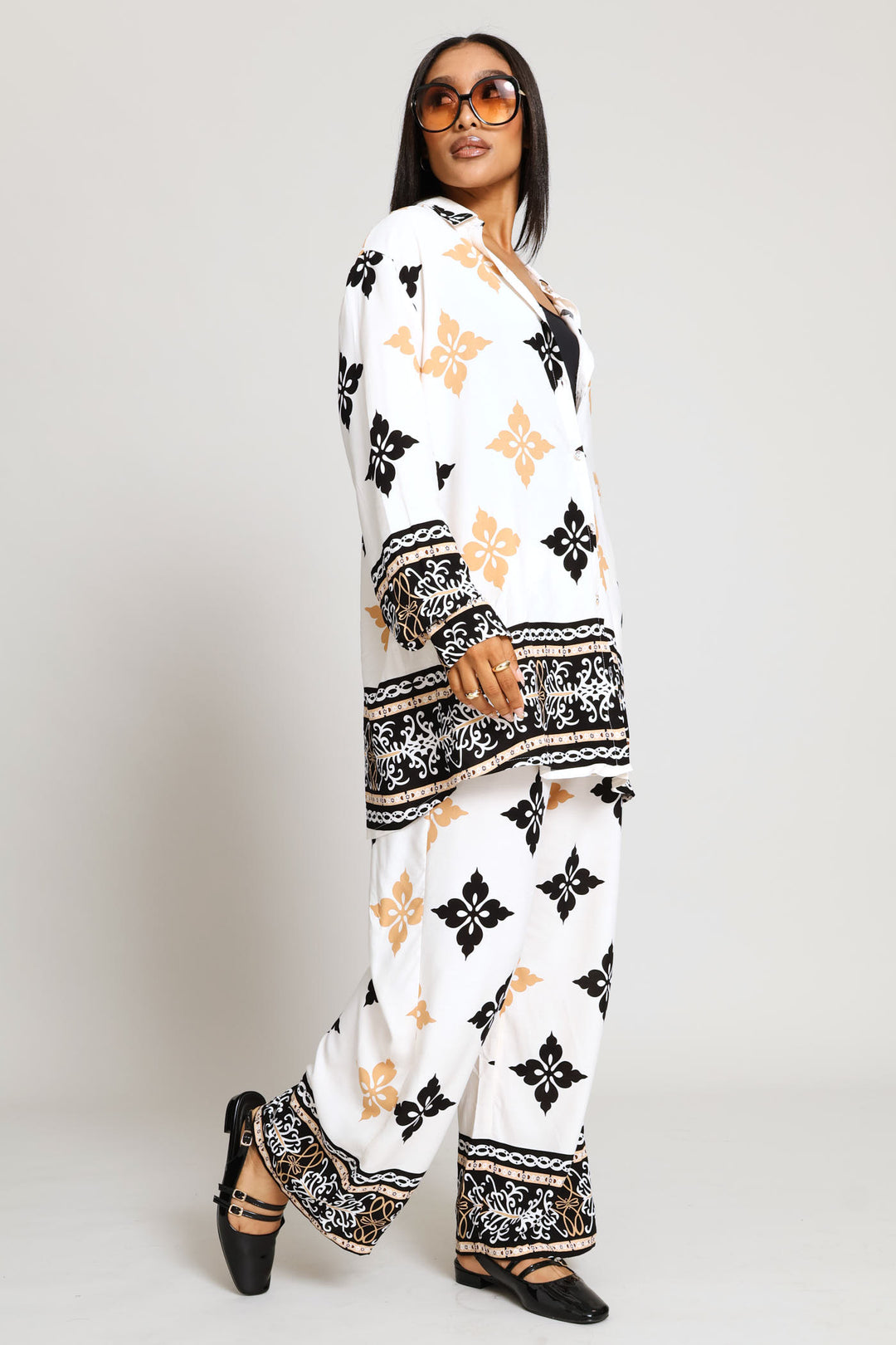 Printed Border Pullon Wideleg Pants - Cream/Multi
