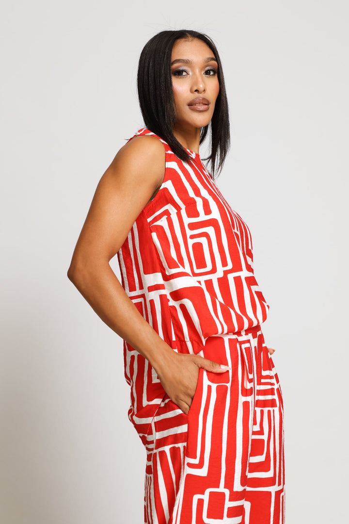 Longer Length Curved Hem Shell Tank Top - Red/Multi