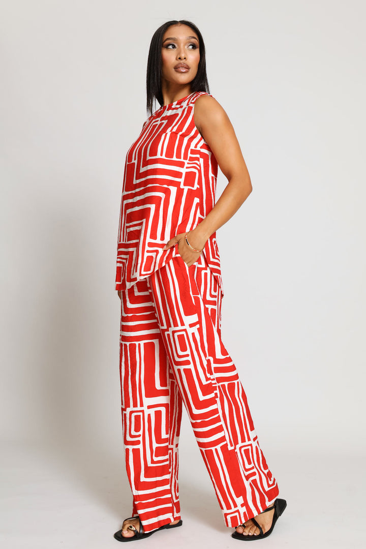 Pleated Pull On Wideleg Pant - Red/Multi