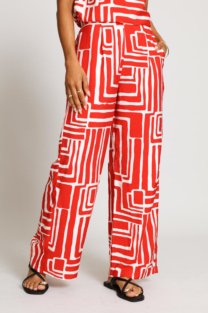 Pleated Pull On Wideleg Pant - Red/Multi