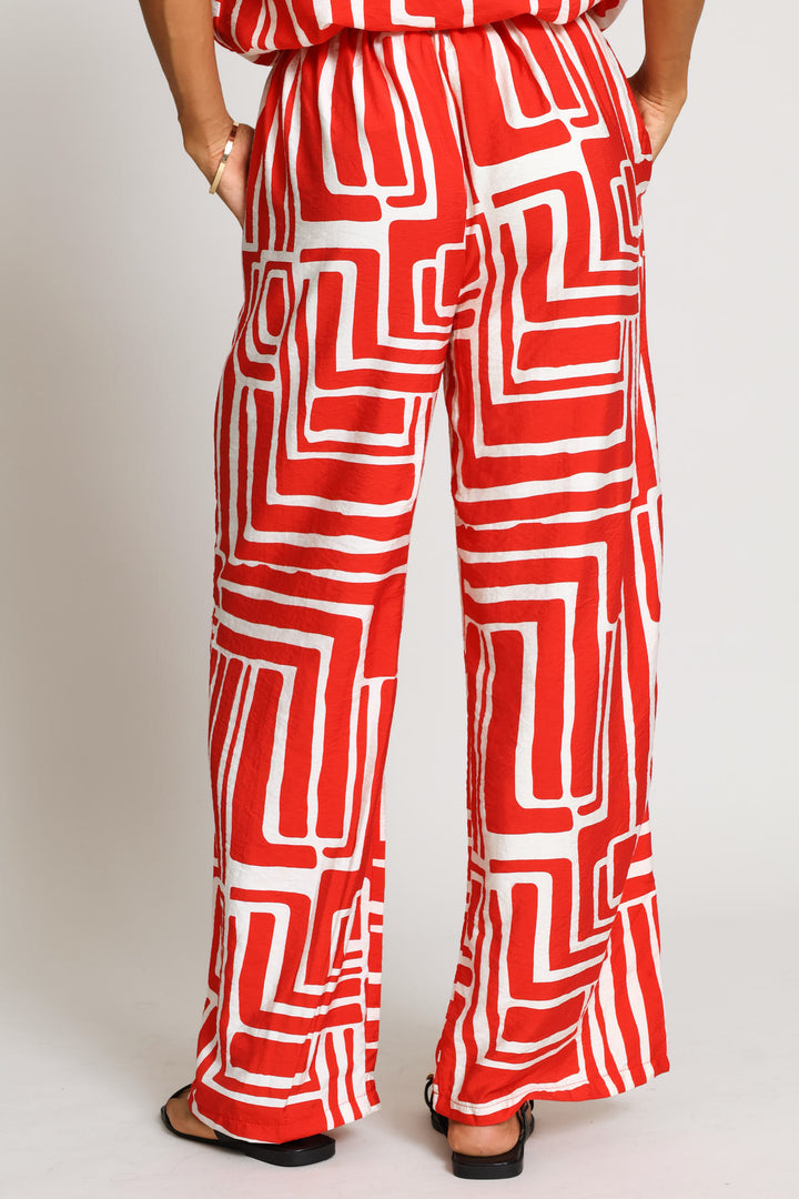 Pleated Pull On Wideleg Pant - Red/Multi