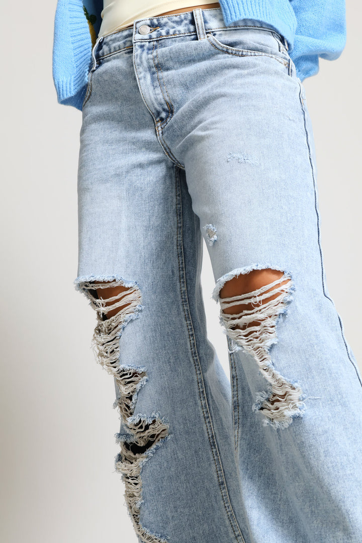 Ripped Boyfriend Jean - Salty Mid Wash