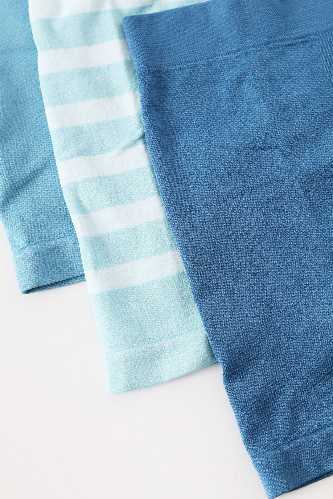 Boys 3 Pack Blues Seamless Boxers - Blue