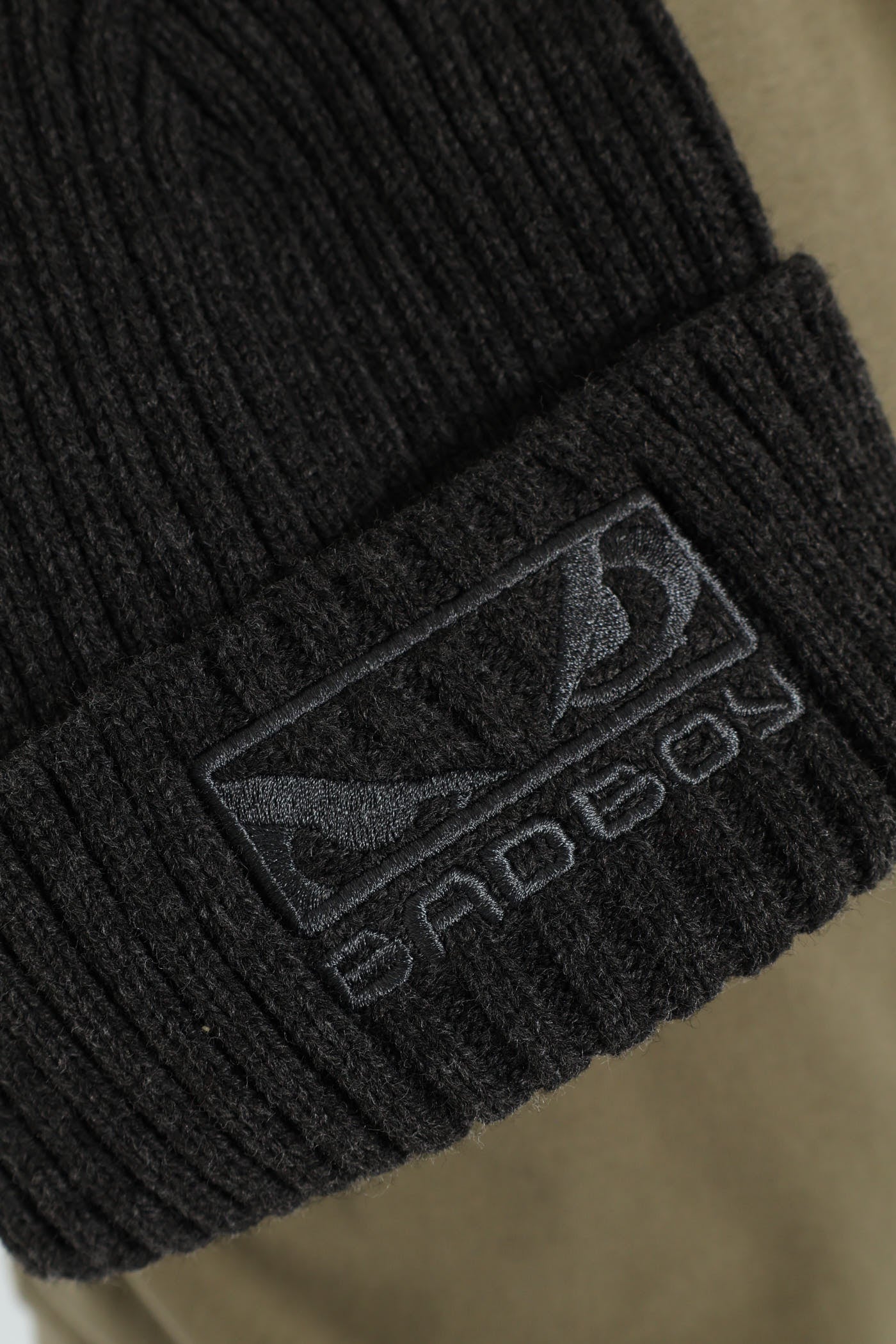 Mens Basic Embroided Logo Beanie - Black – Edgars