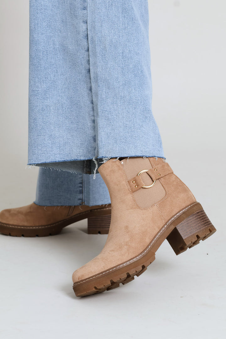 Ring Detail Chunky Suede Chelsea Boot - Taupe