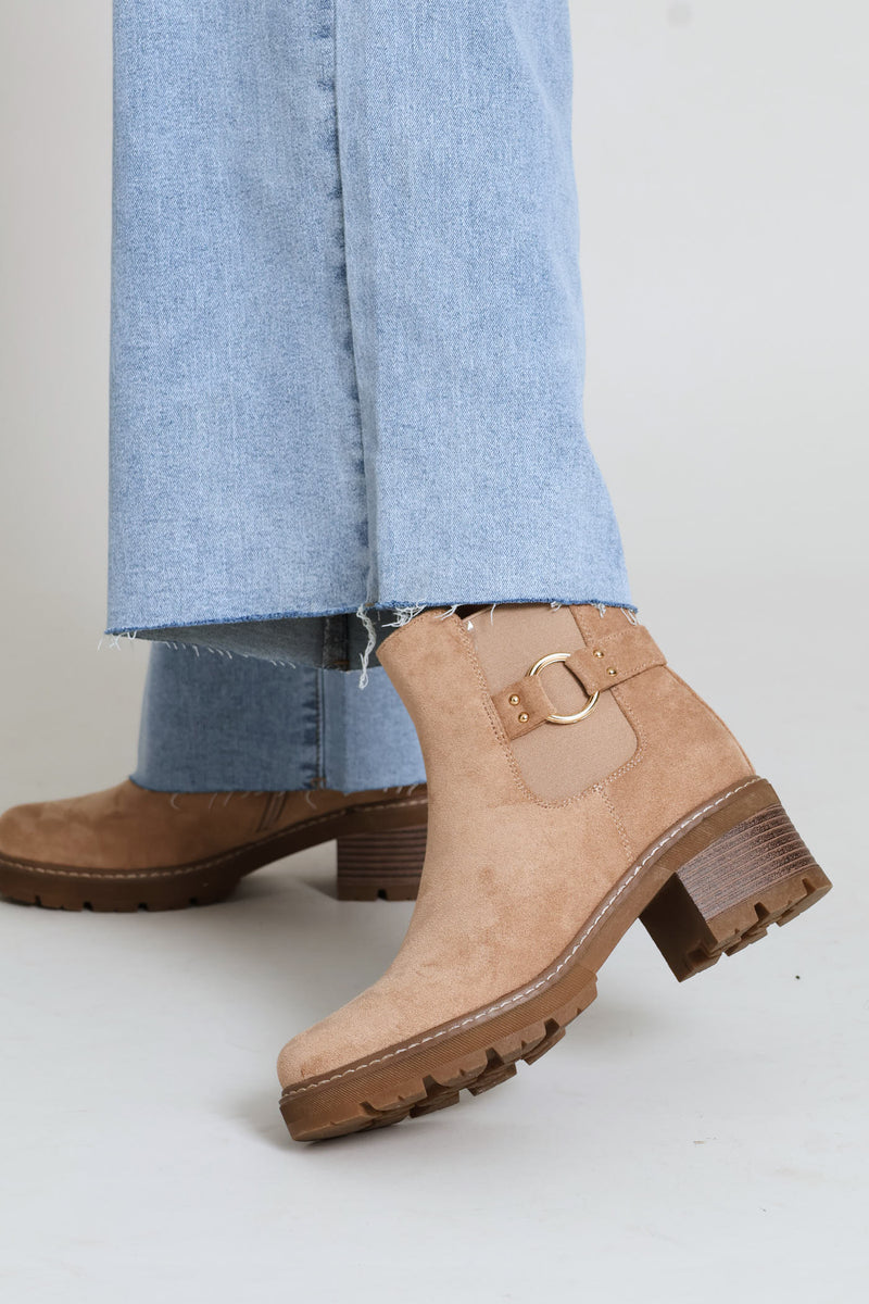 Ring Detail Chunky Suede Chelsea Boot - Taupe