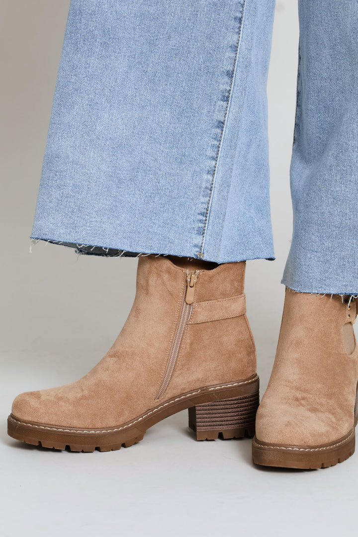 Ring Detail Chunky Suede Chelsea Boot - Taupe