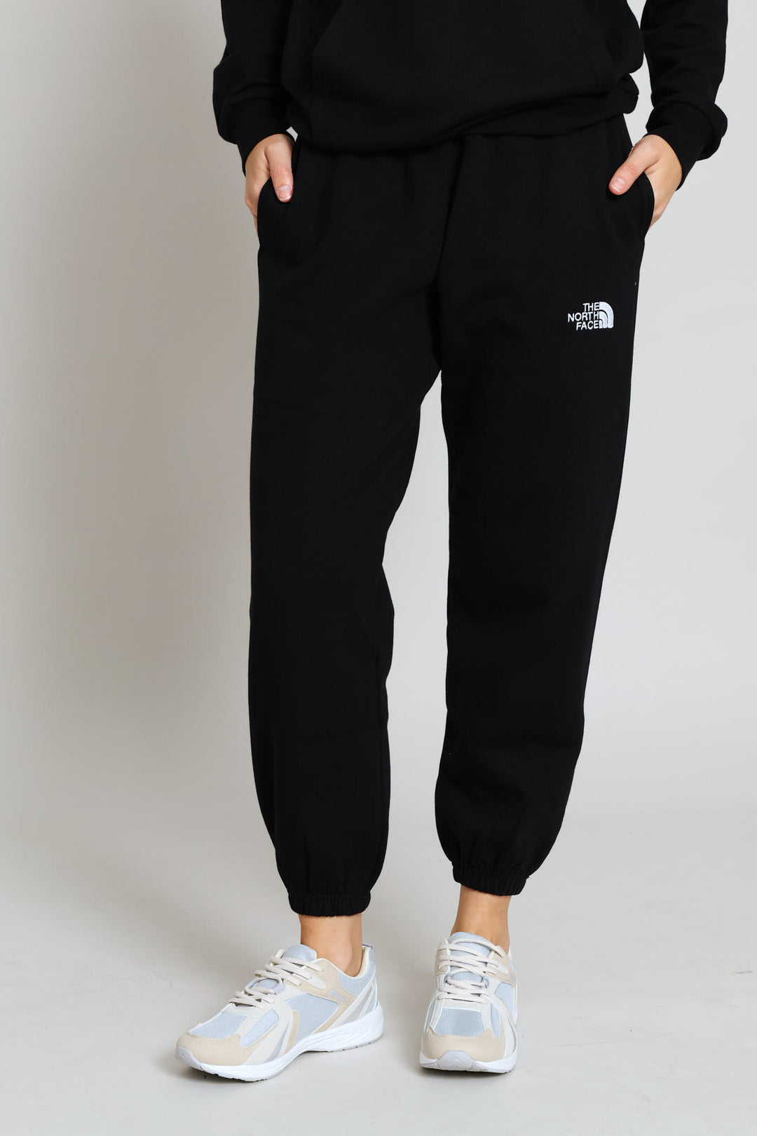 Essential Relaxed Straight Jogger - Black