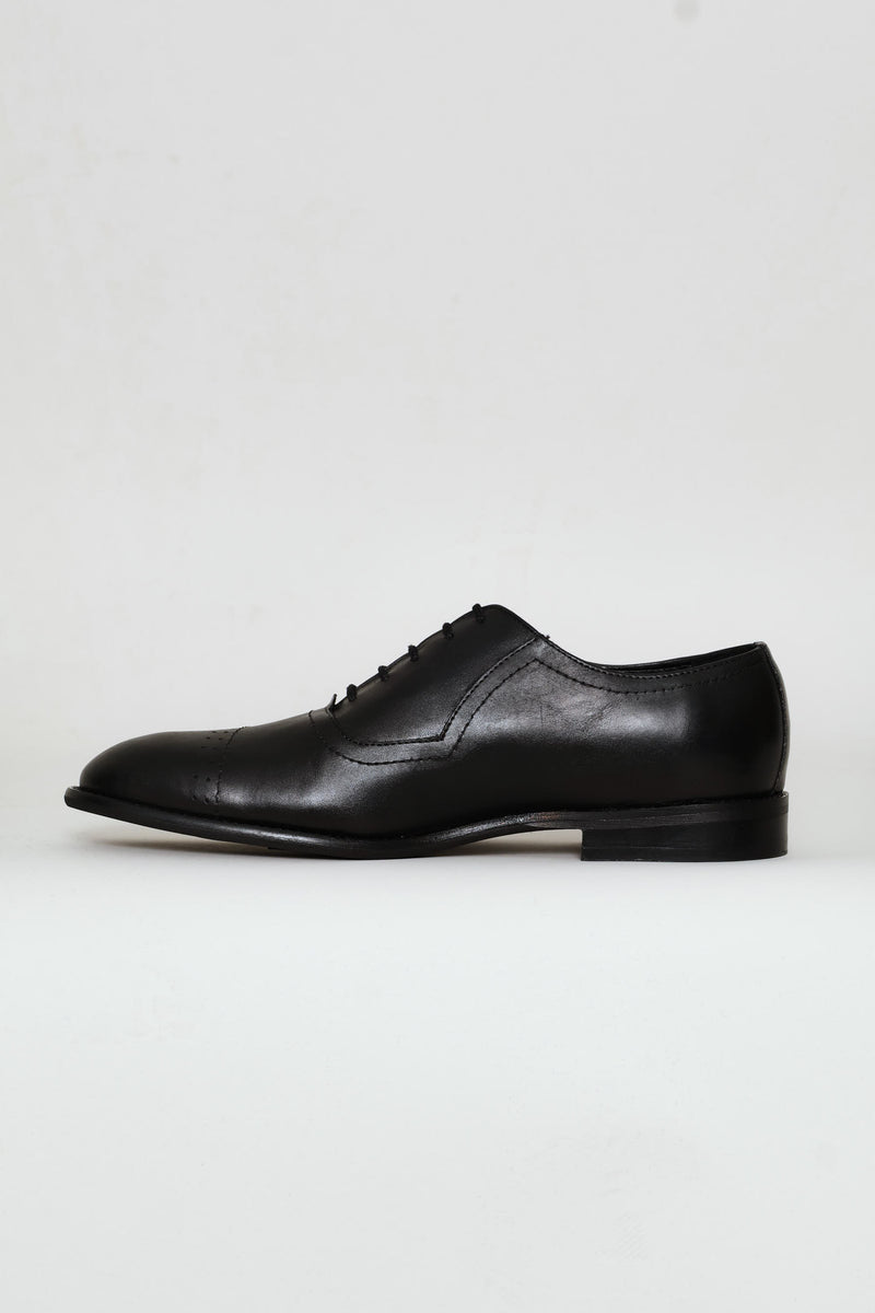 Punched Detail Oxford Lace Up Shoe - Black