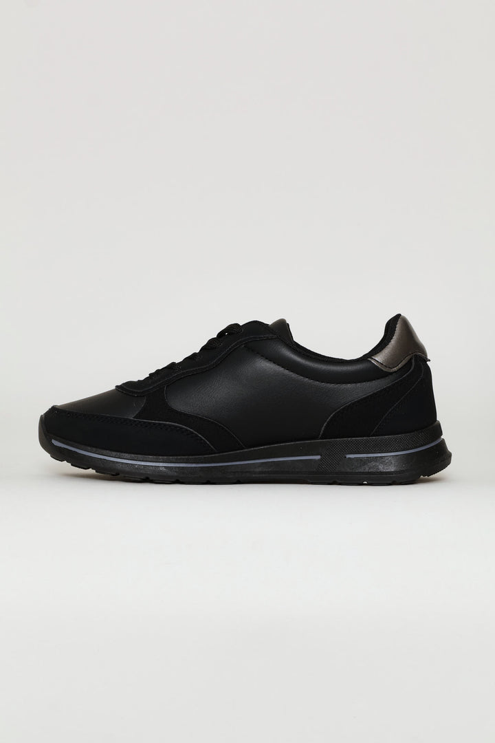 Suede Sneaker - Black