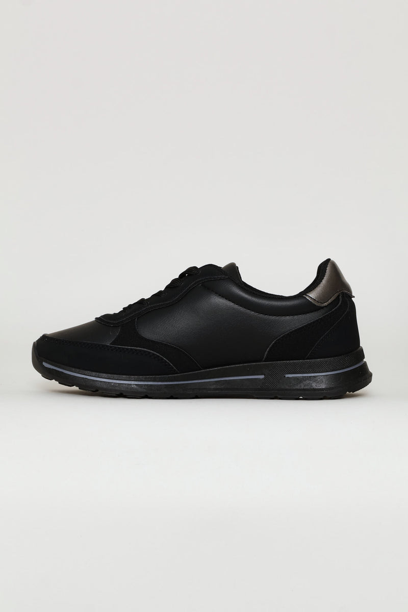 Suede Sneaker - Black