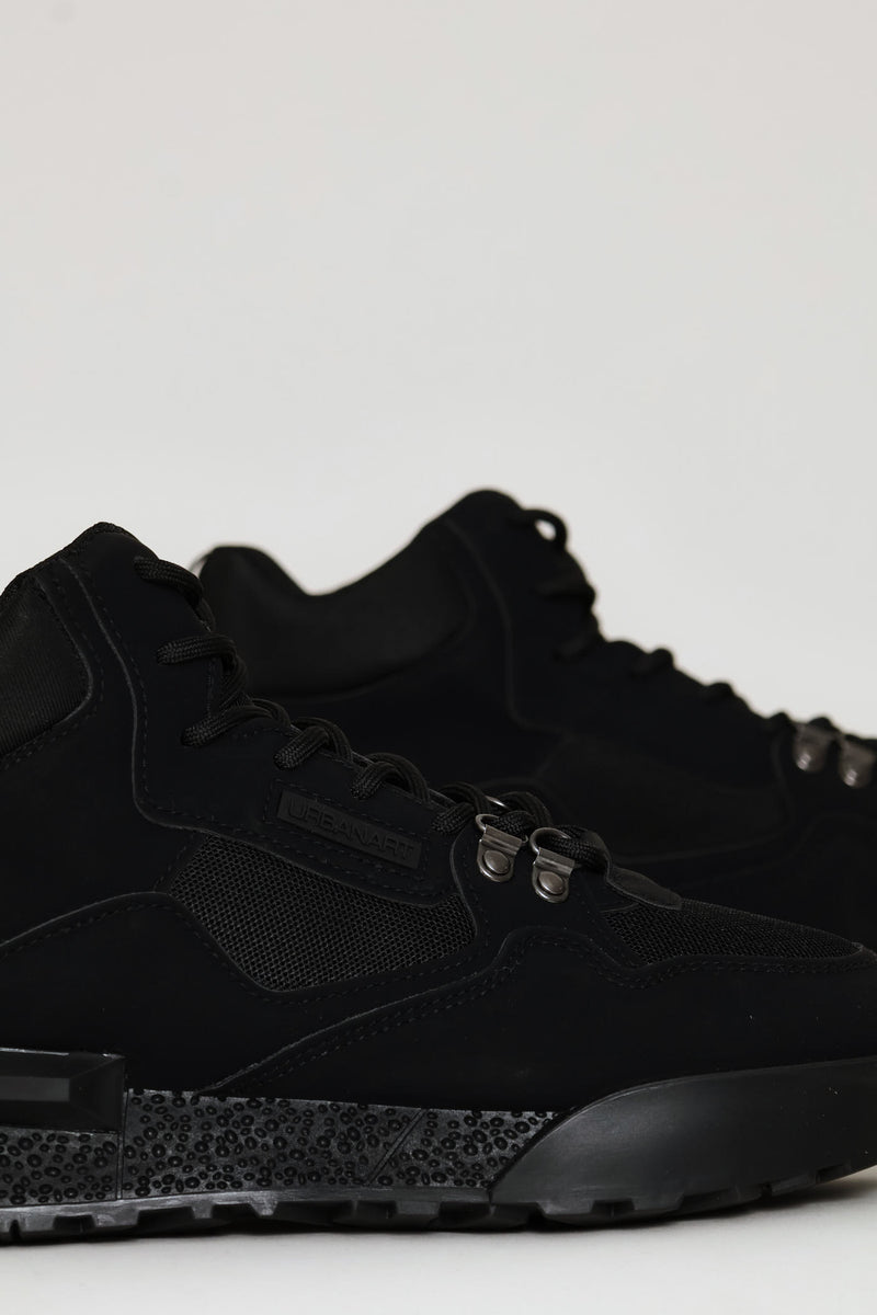 Play 18 Nubuck Mesh Sneaker - Black