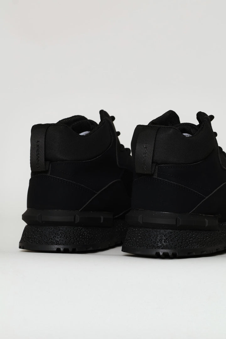 Play 18 Nubuck Mesh Sneaker - Black