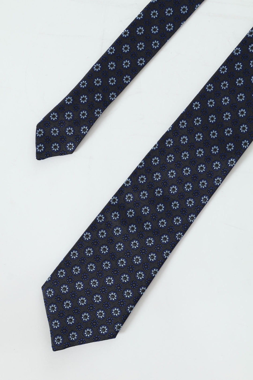 Circle Design Tie - Petrol