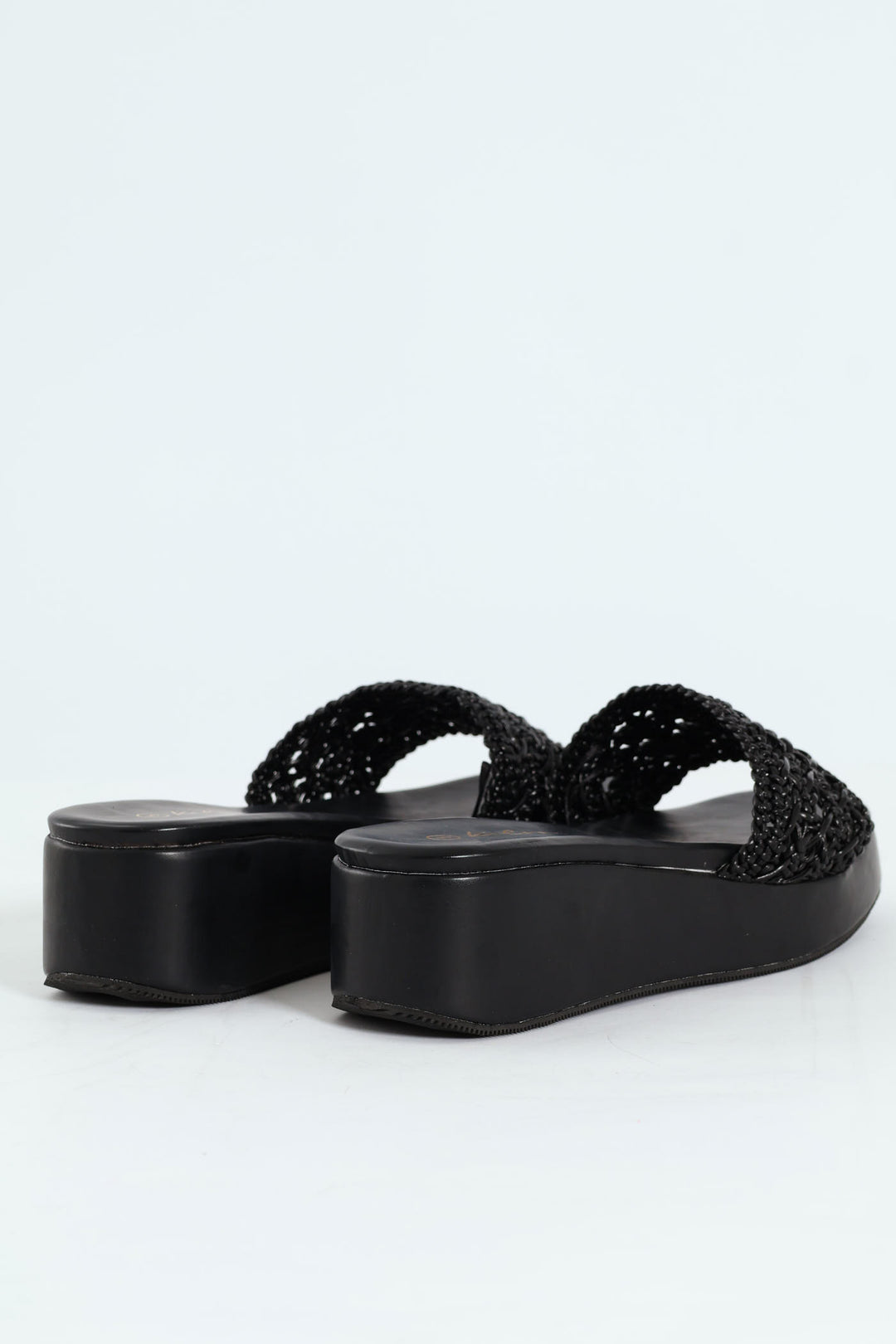 Weaved Single Band Flatform Mule Sandal - Black