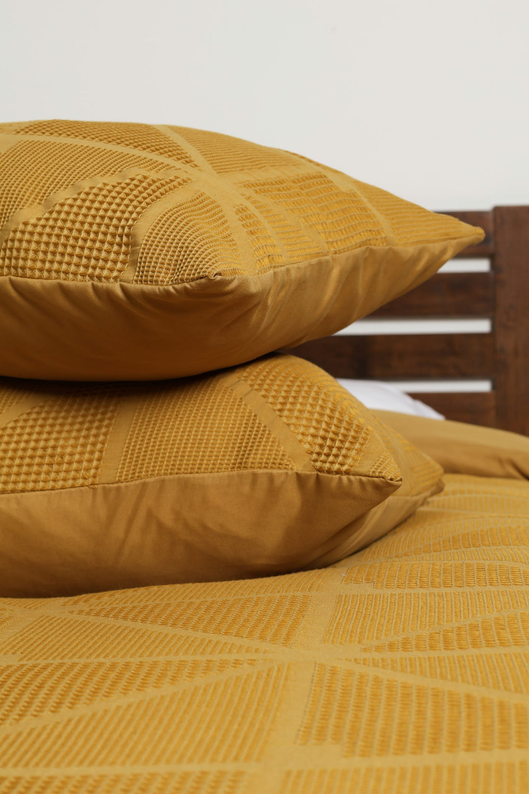 Waffle Square Textured Duvet Cover Set - Ochre