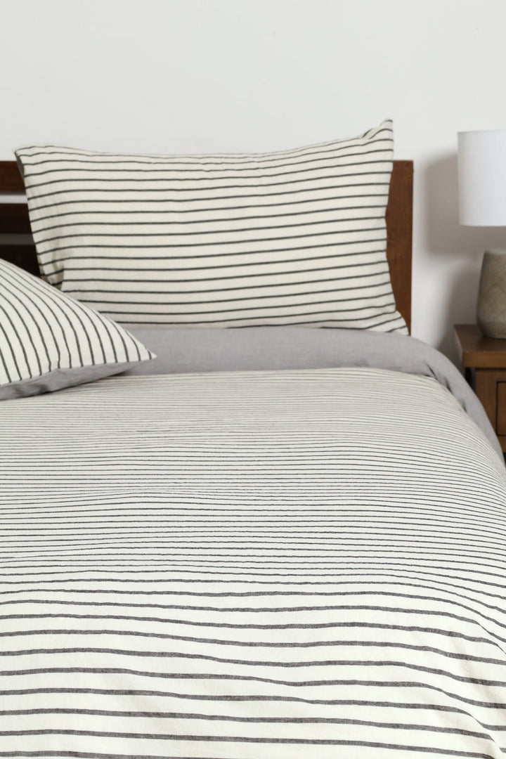 Yarn Dye Stripe Duvet Cover Set - Charcoal