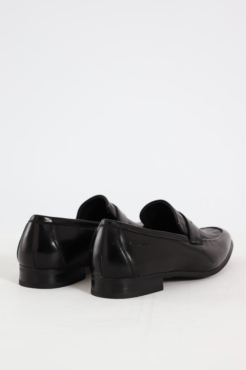 Laser Detail Penny Smart Shoe - Black