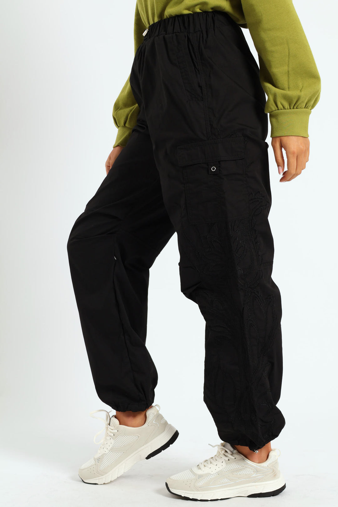 Embroidered Poplin Cargo Jogger - Black
