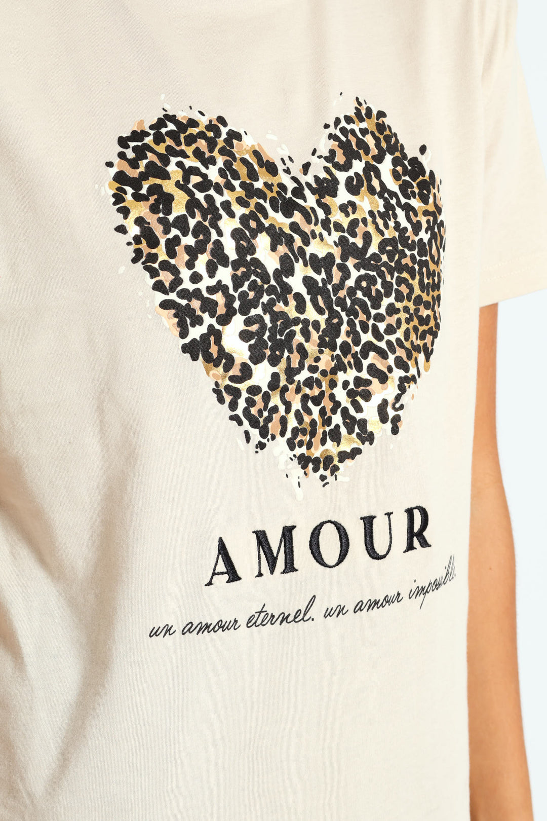Embroidered Foil Amour Leopard Heart Tee - Light Stone