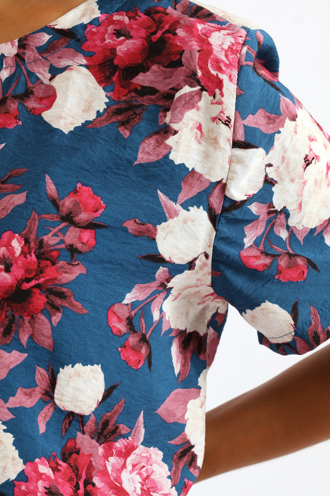 Short Sleeve Shell Print Tee - Navy