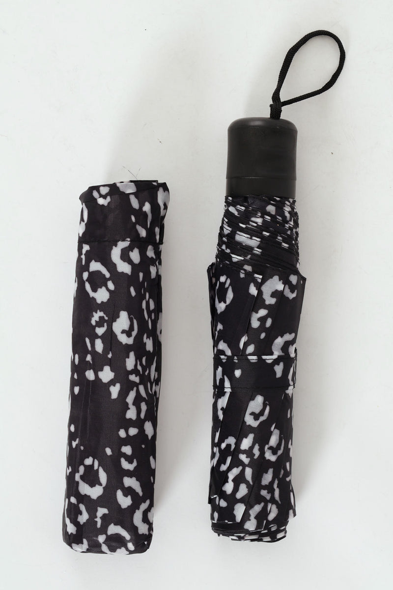 Petal Printed Umbrella - Black/White