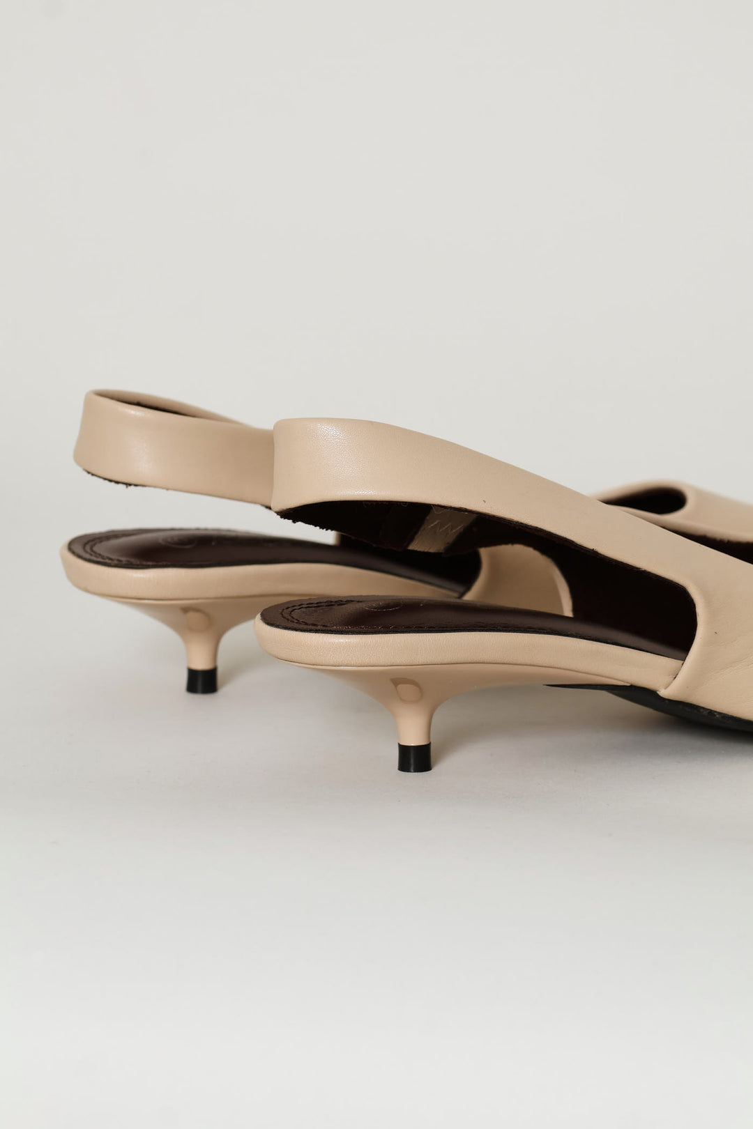 Wide Slingback Kitten Mule Heel - Natural
