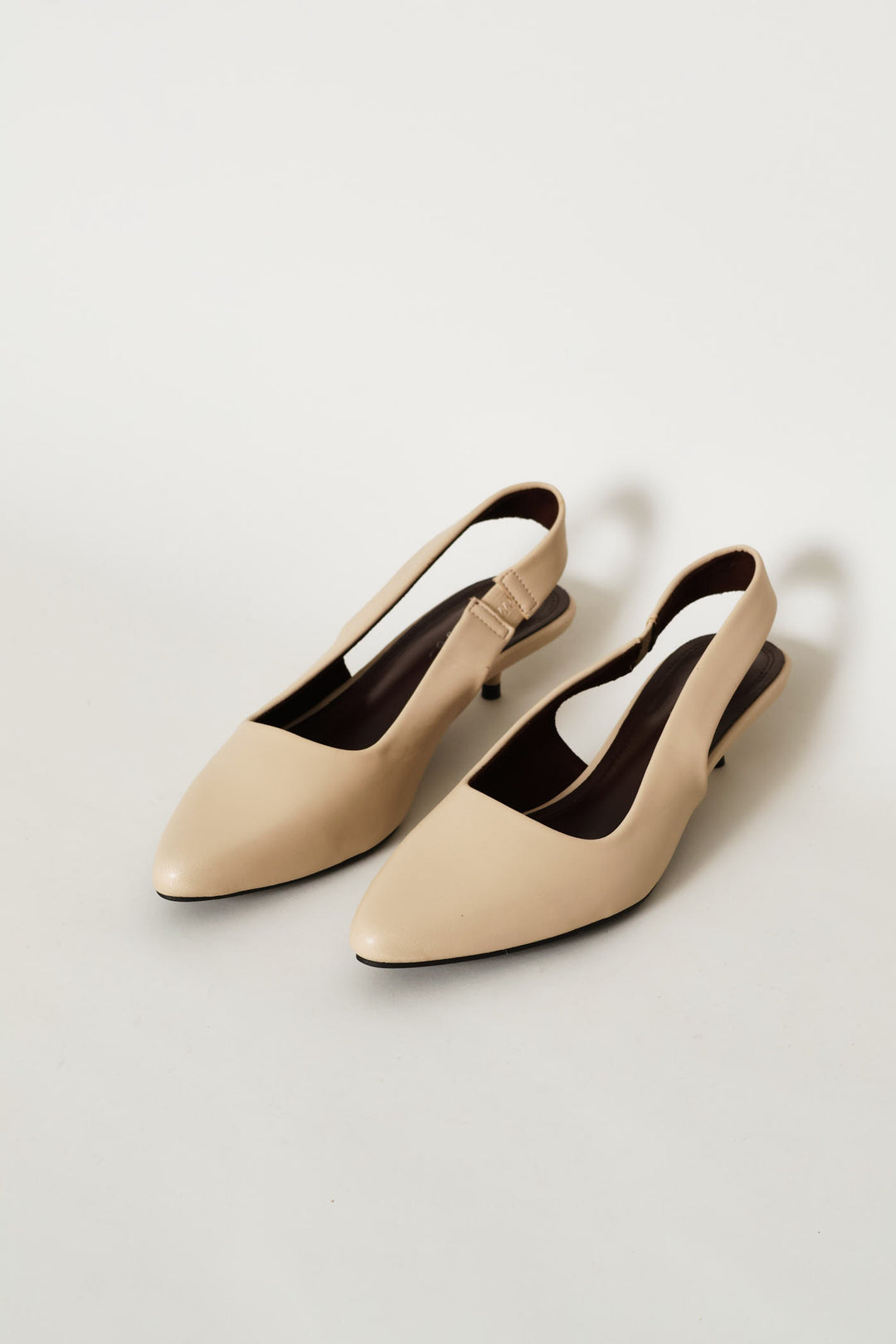 Wide Slingback Kitten Mule Heel - Natural