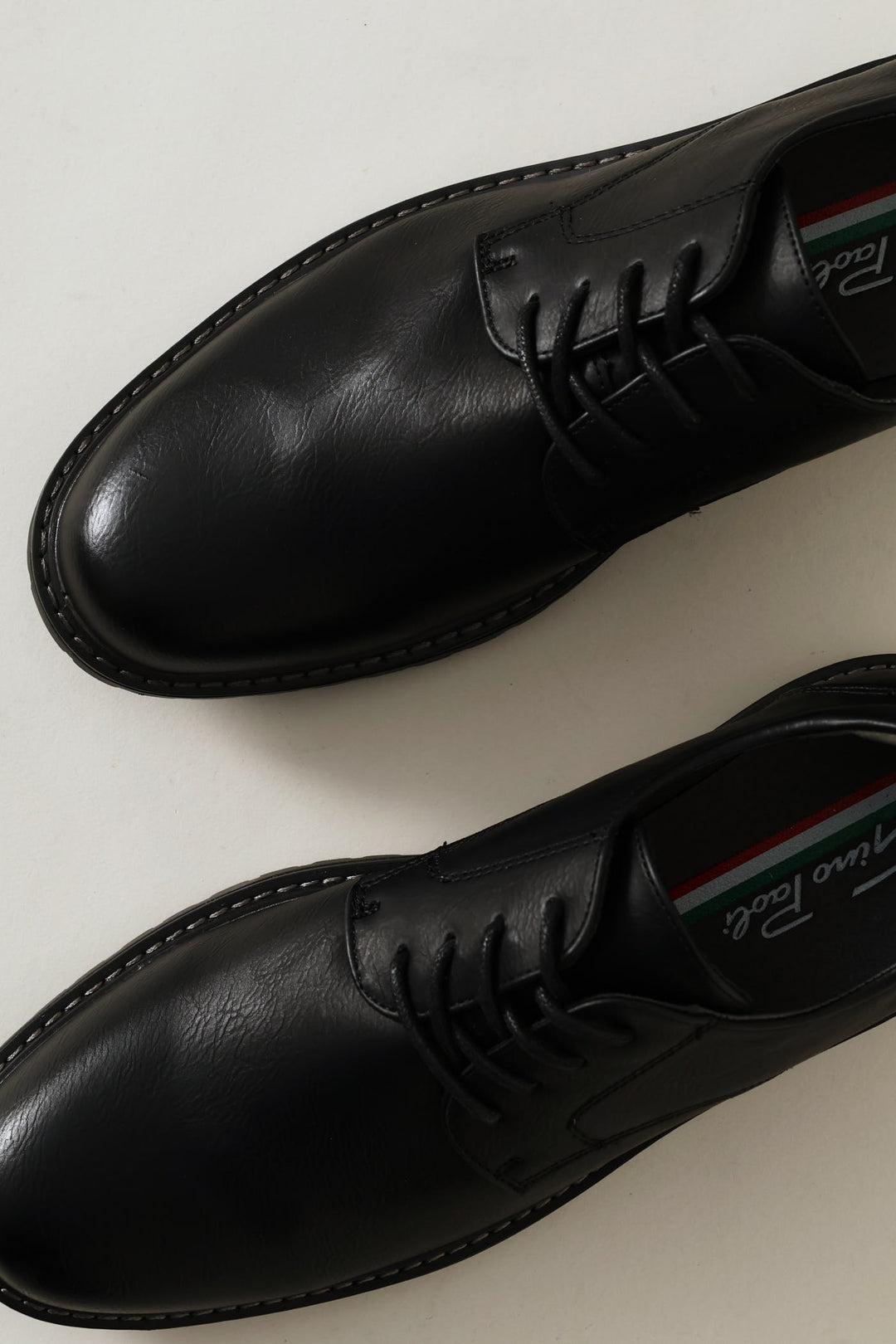 Round Toe Smart Casual Derby Shoe - Black
