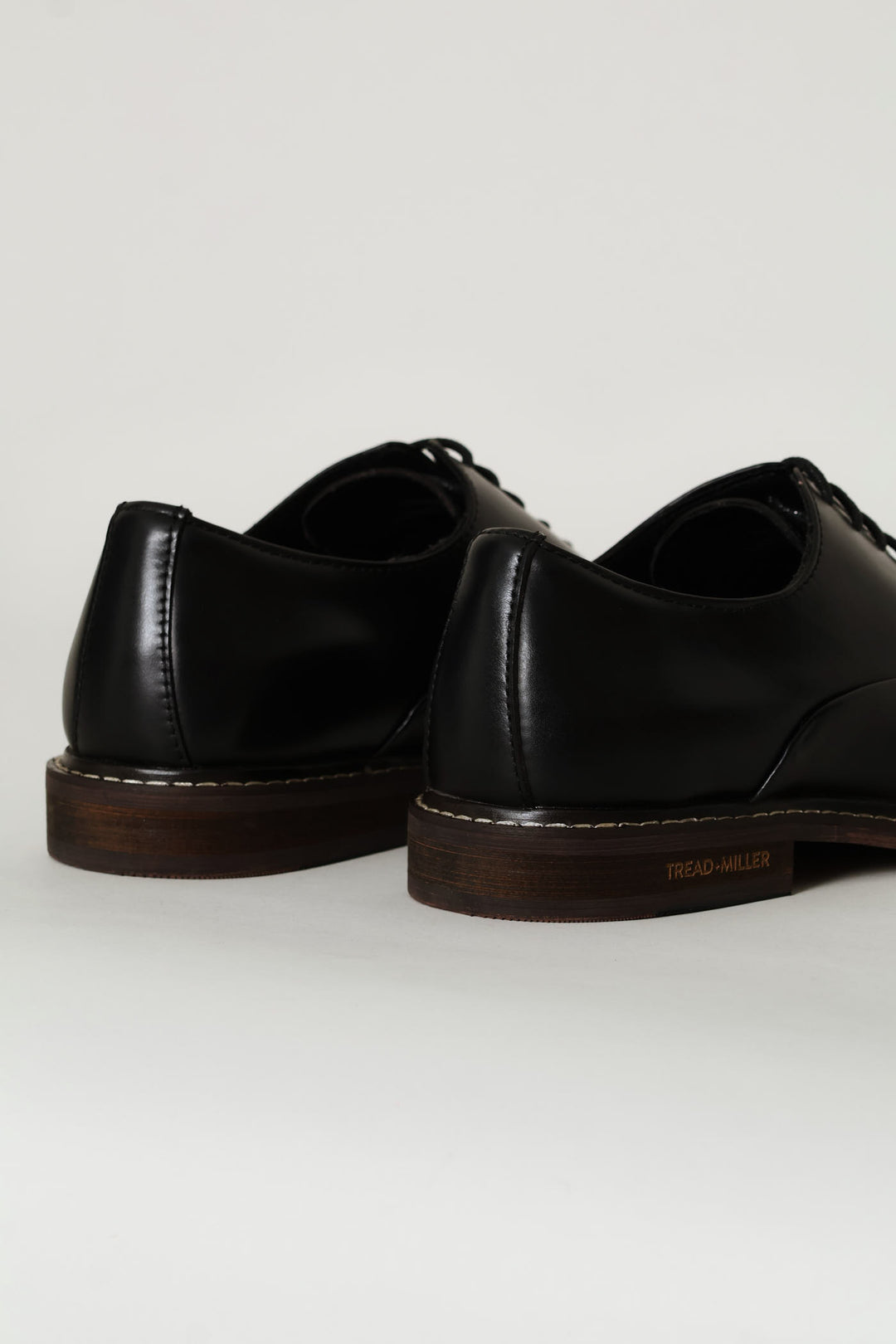 Leather Oxford Formal Shoe With Toe Cap - Black