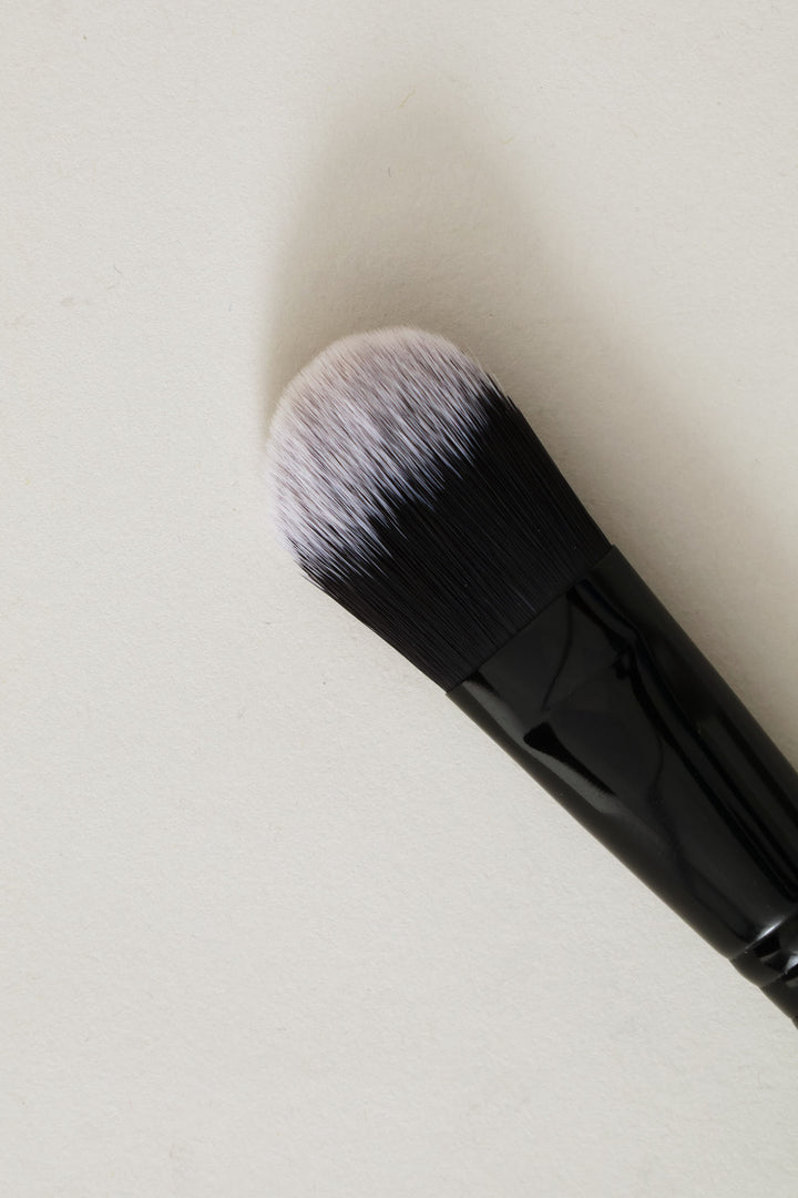 Tapered Foundation Brush