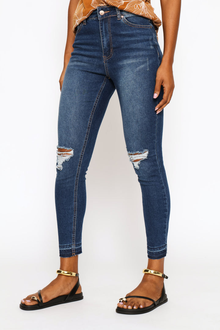 Let Down Hem Push-Up Skinny Jean - Dark Wash