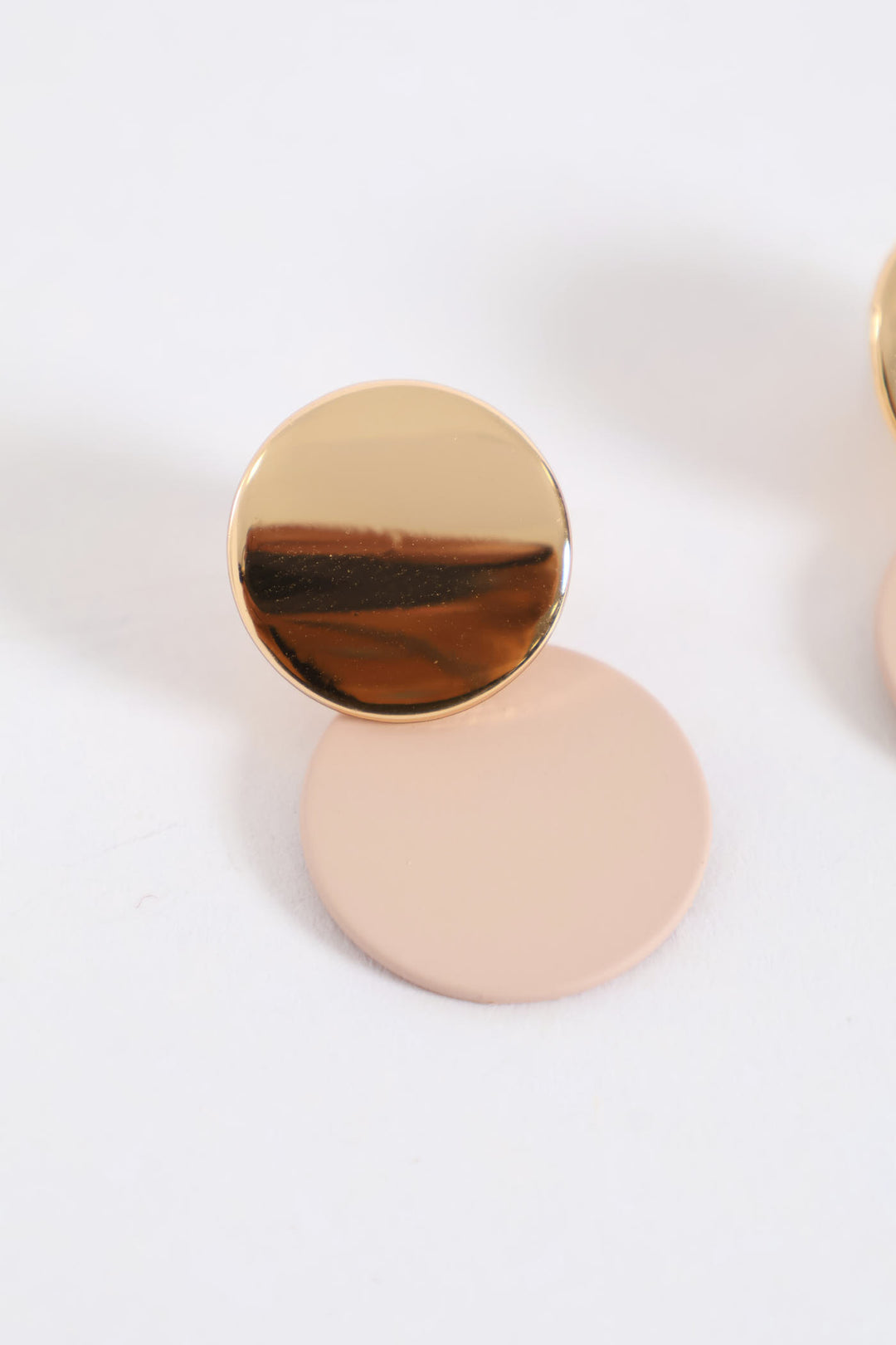 Matte & Gold Disc Earring - Gold