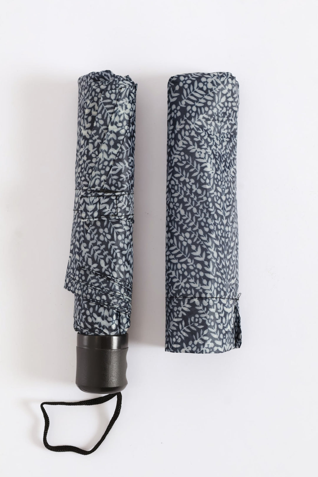 3-Fold Compact Leaf Print Umbrella - Black/White