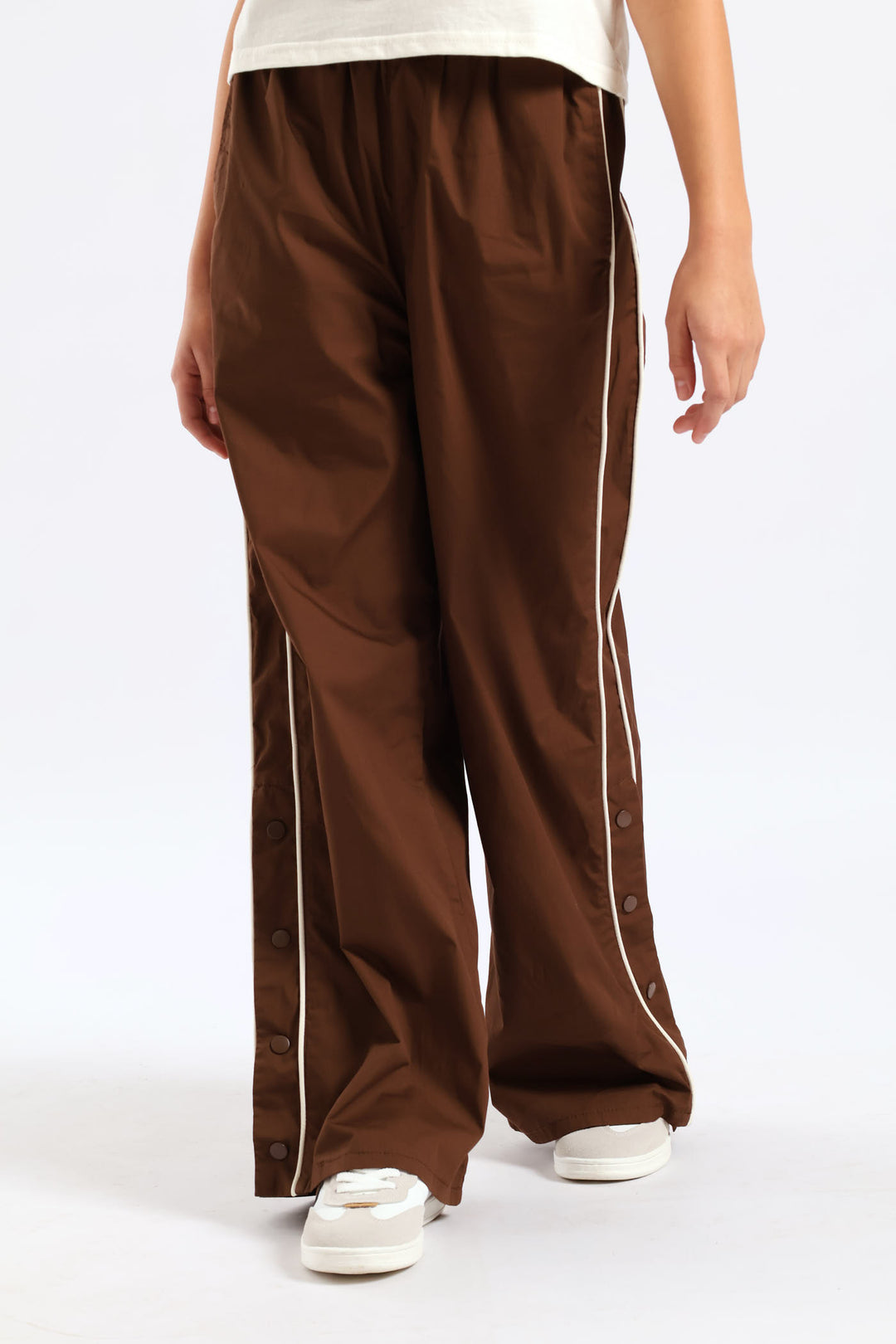 Girls Contrast Piping Side Poppers Parachute Pants - Brown