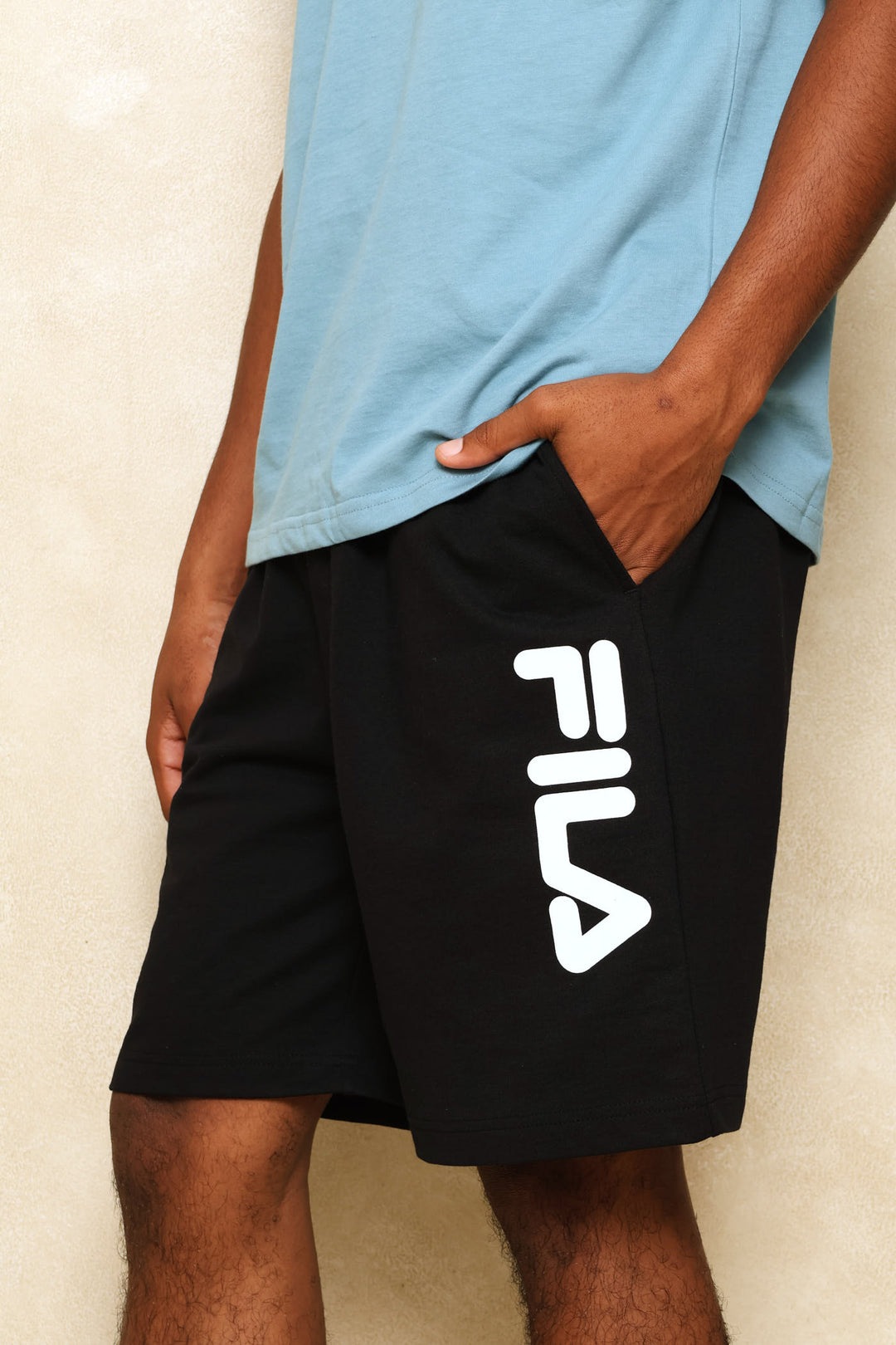 Mead Shorts - Black