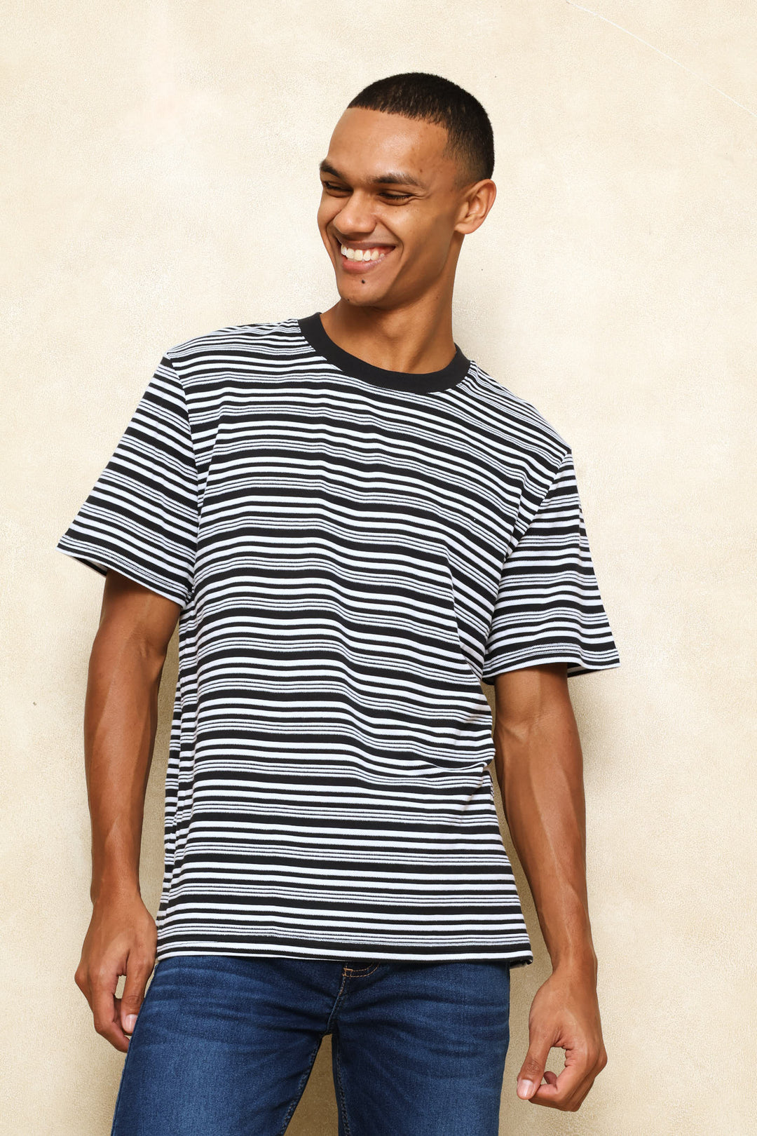 Jacquard Striped Texture Tee - Black/White