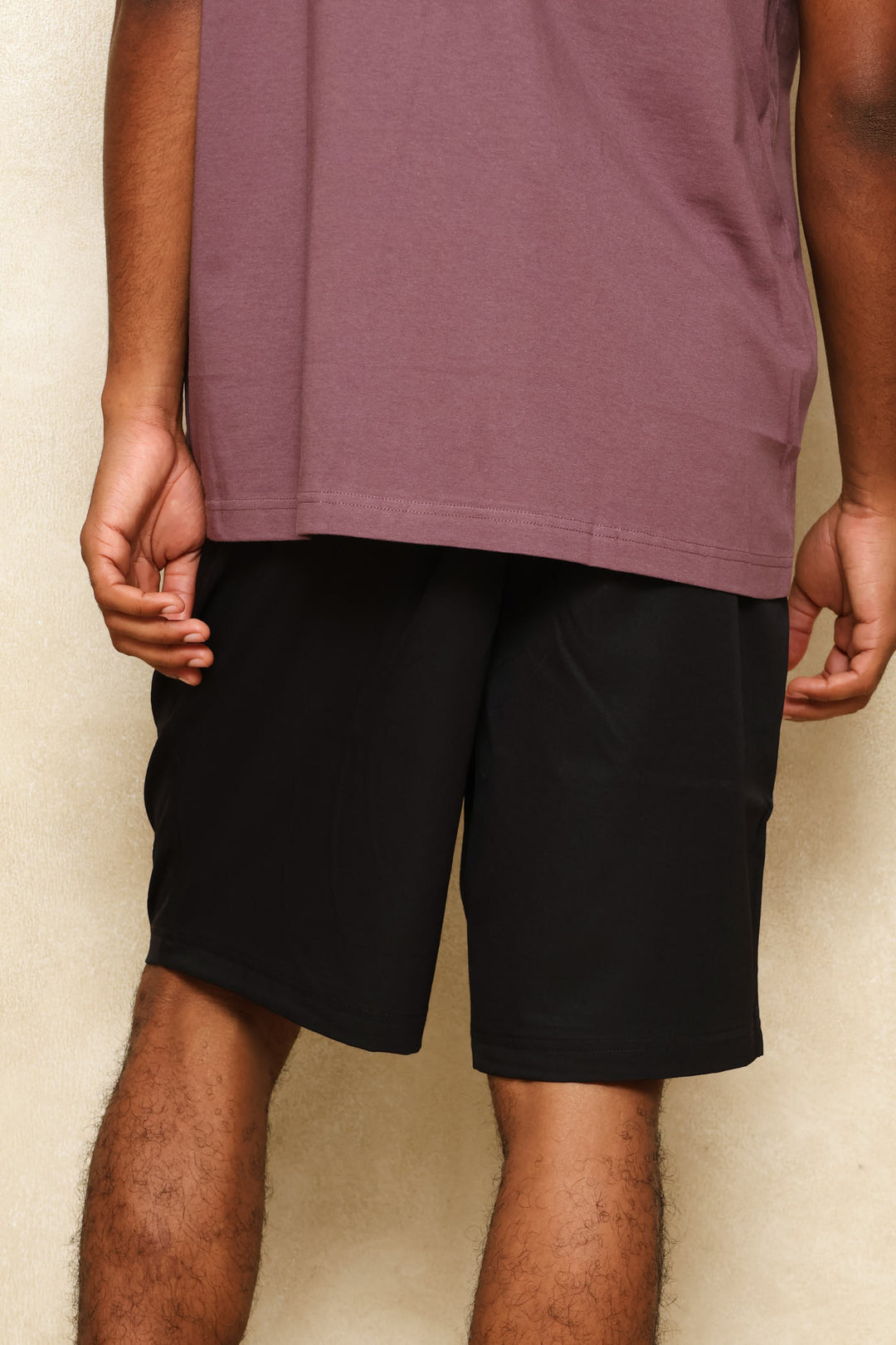 Essential Woven 9" Shorts - Black