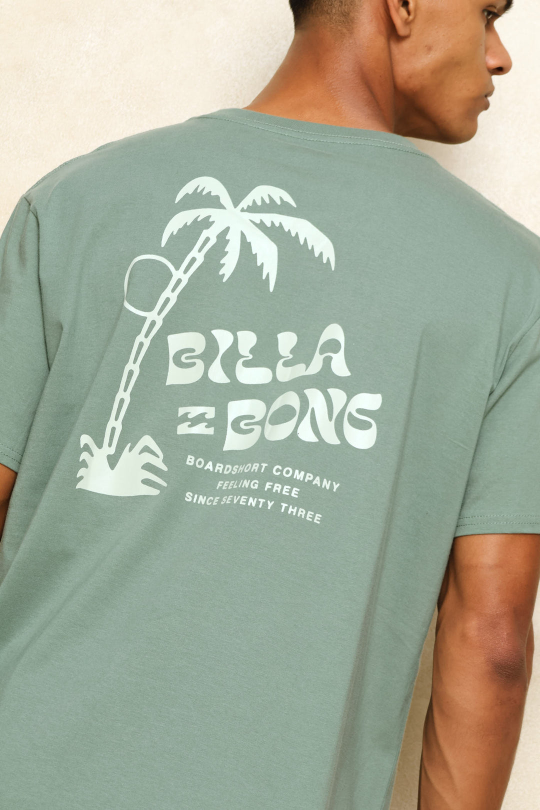 Beach Bar Tee - Green