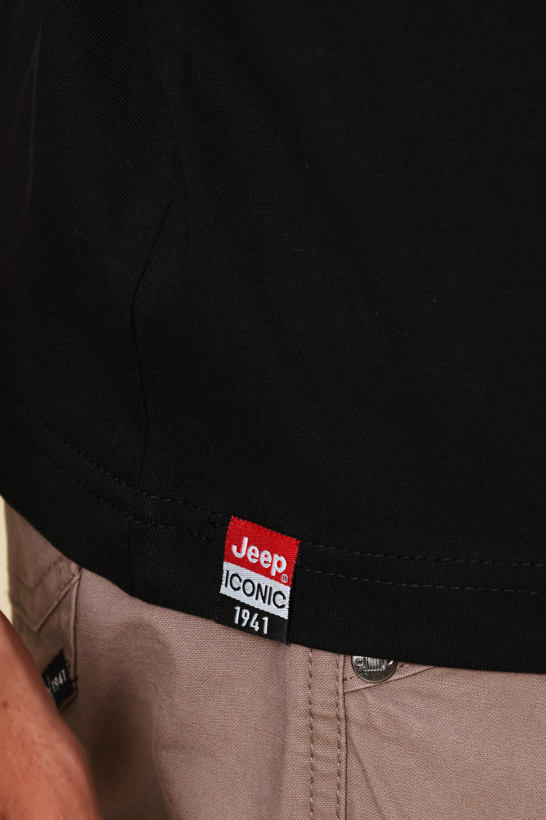 Car Icon Tee - Black