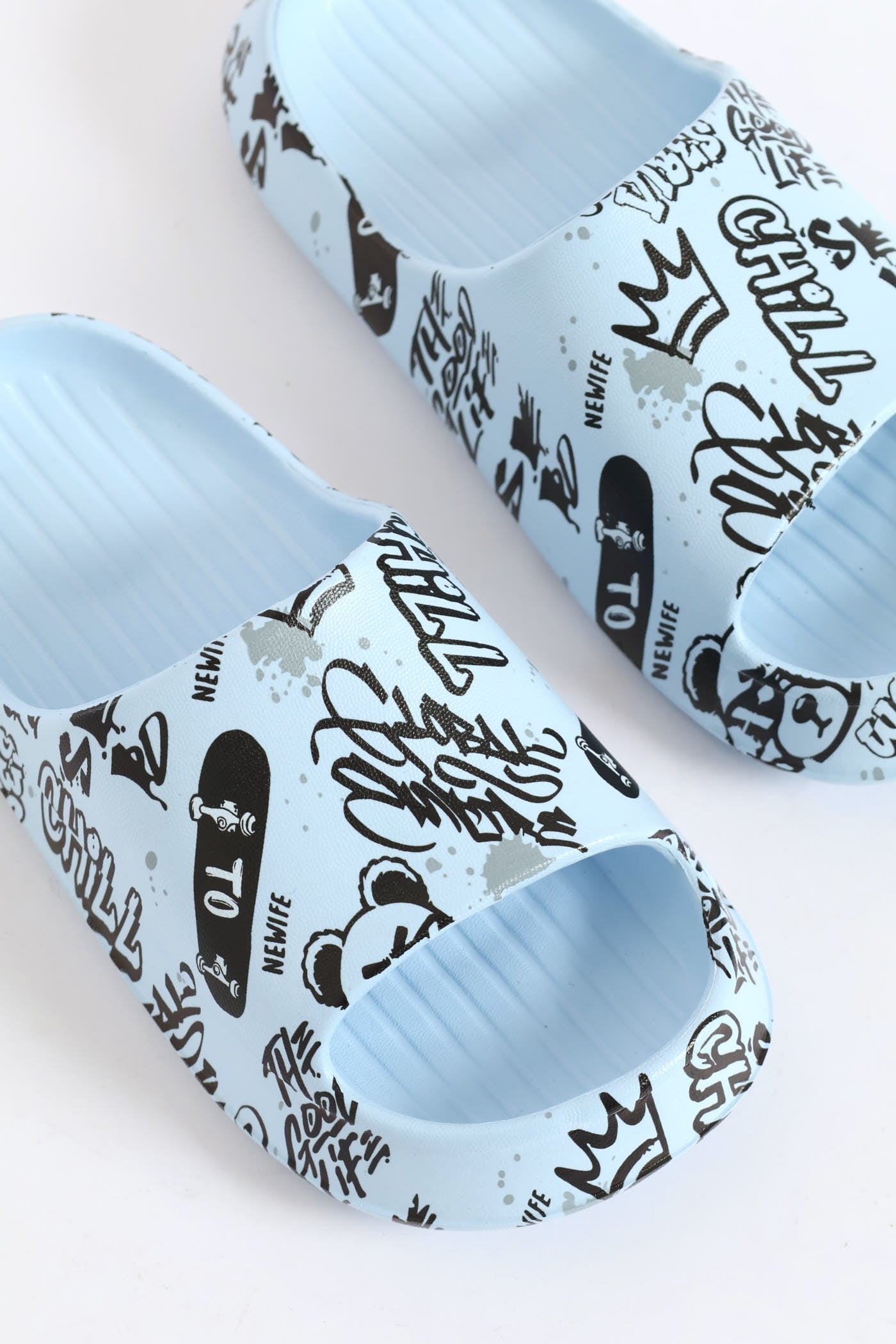 yeezy slides graffiti