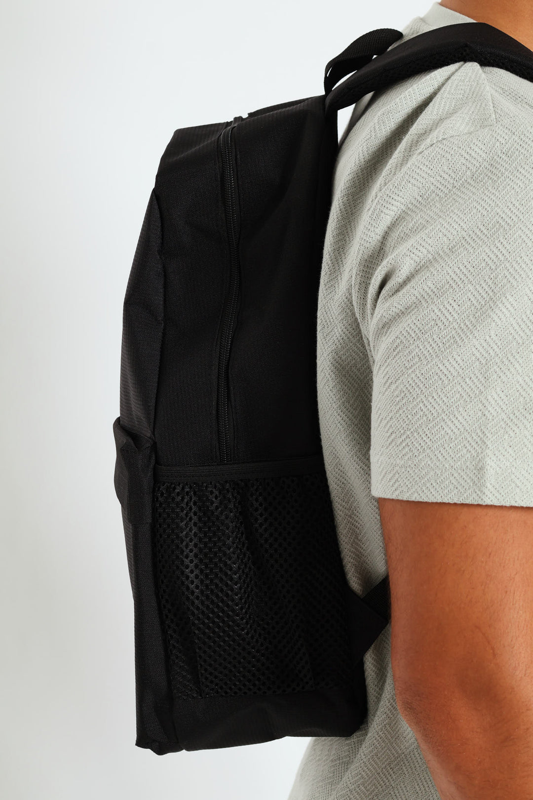 Regular Backpack - Black