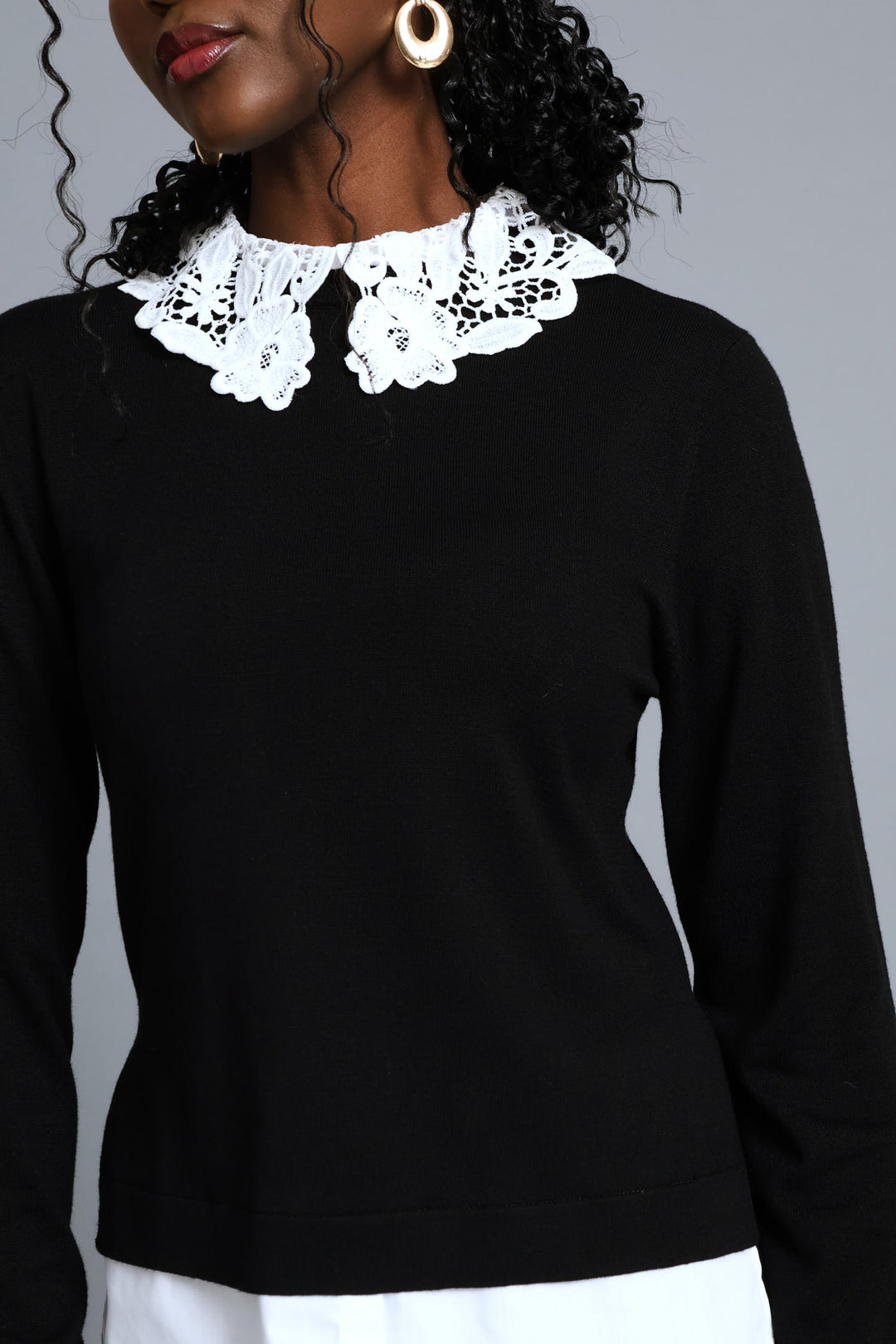 Crochet Collar Pullover - Black/White