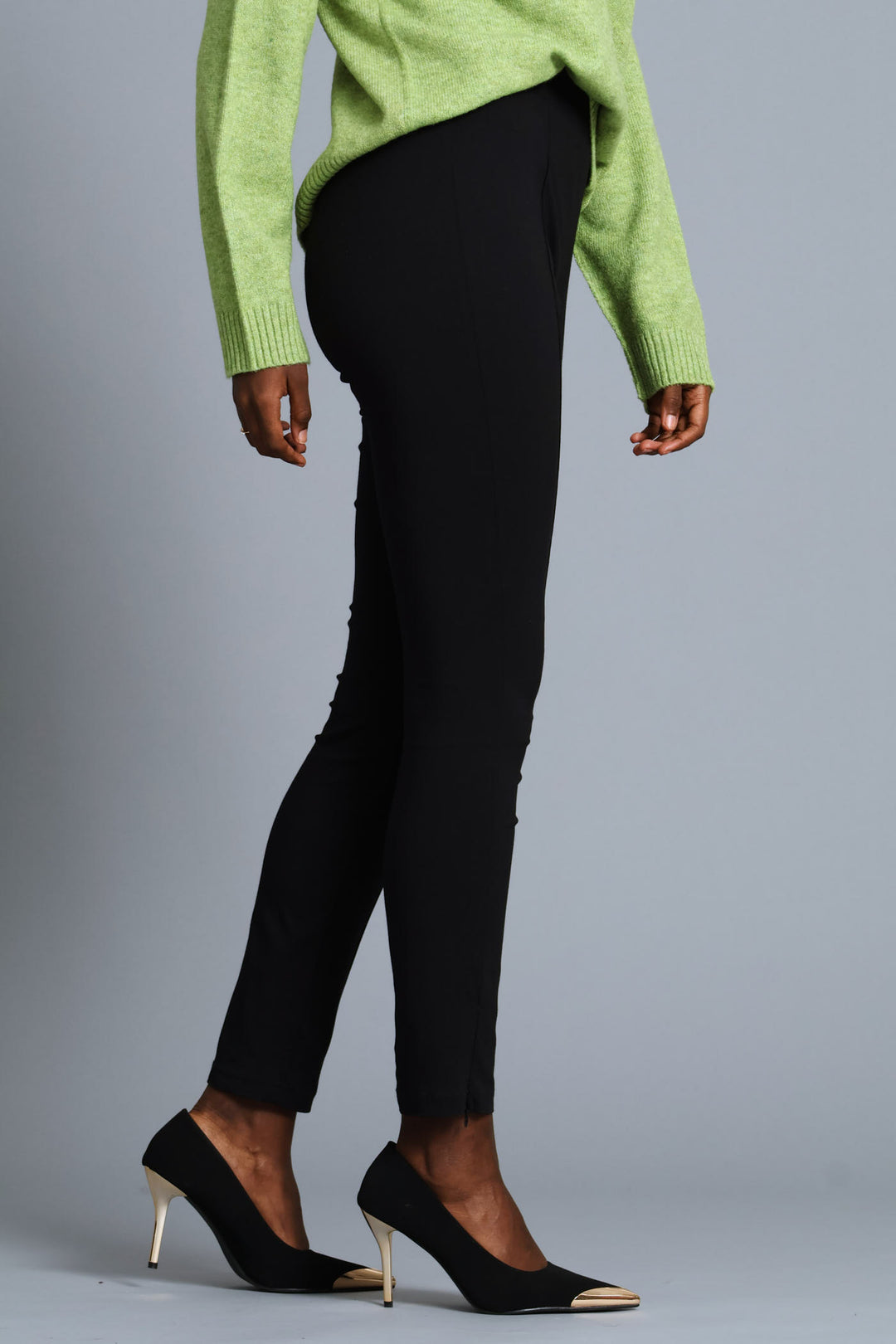 Smart Zip Hem Skinny Pant - Black