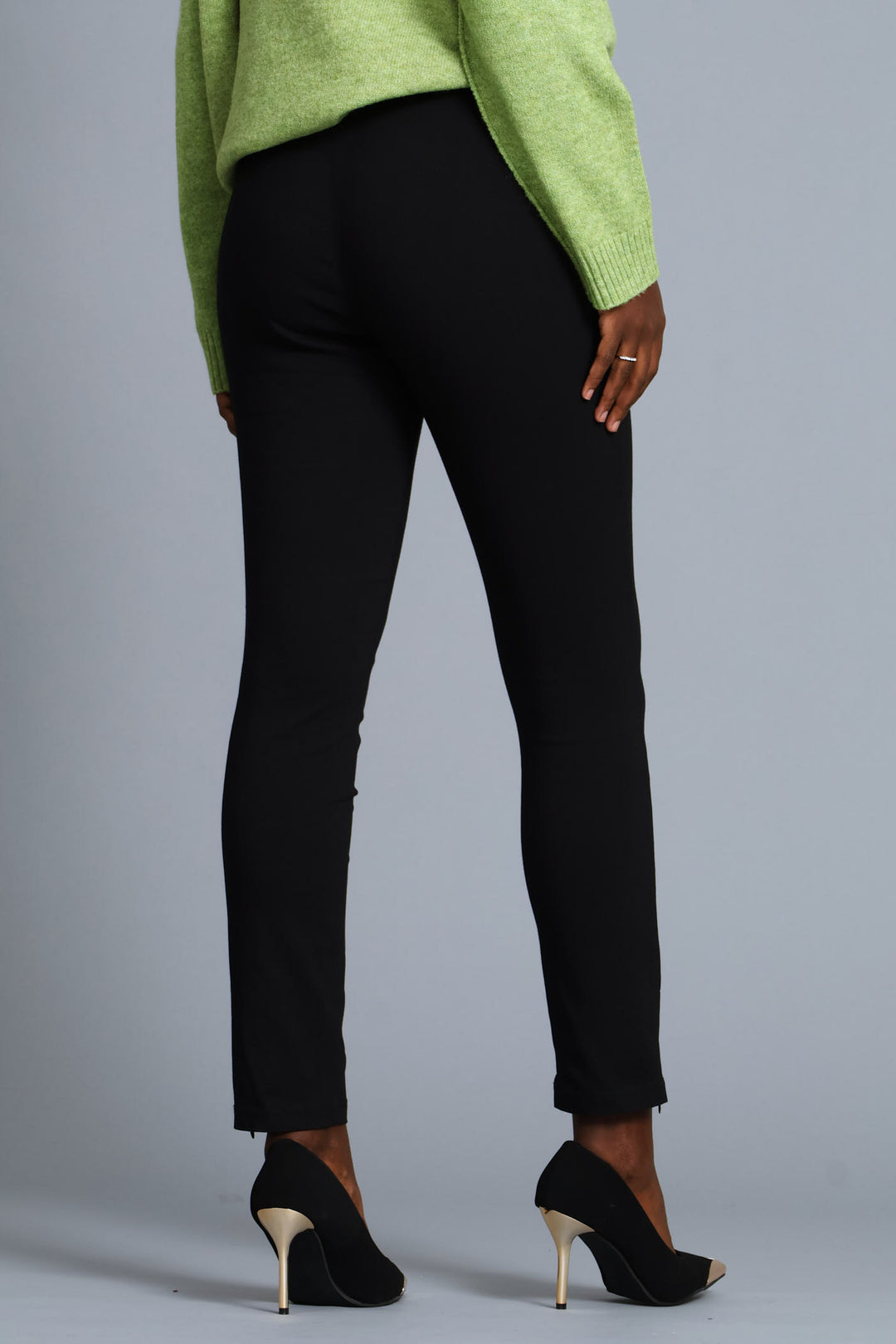 Smart Zip Hem Skinny Pant - Black