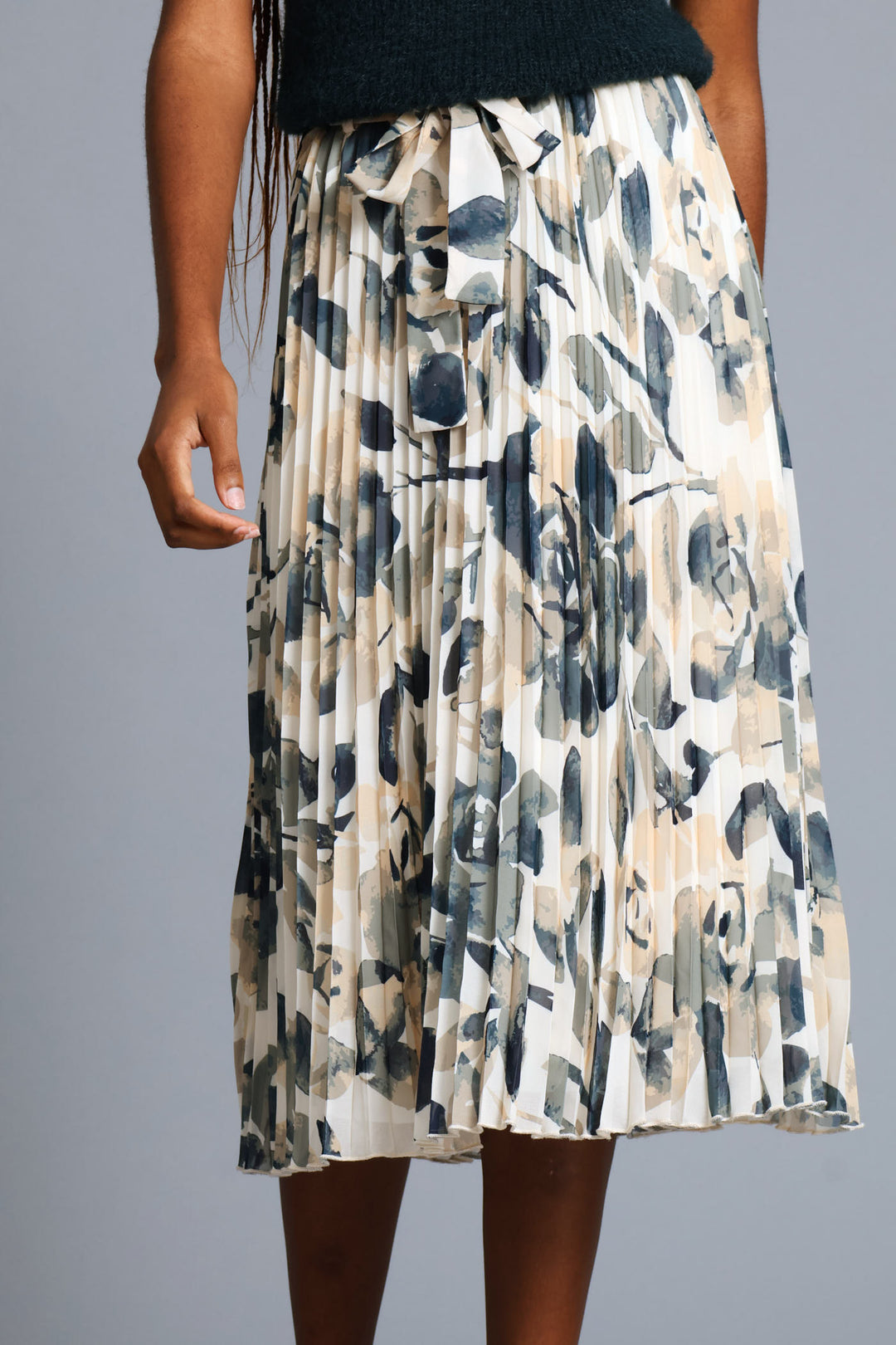 Leaf Pleated Midi Skirt - Multi