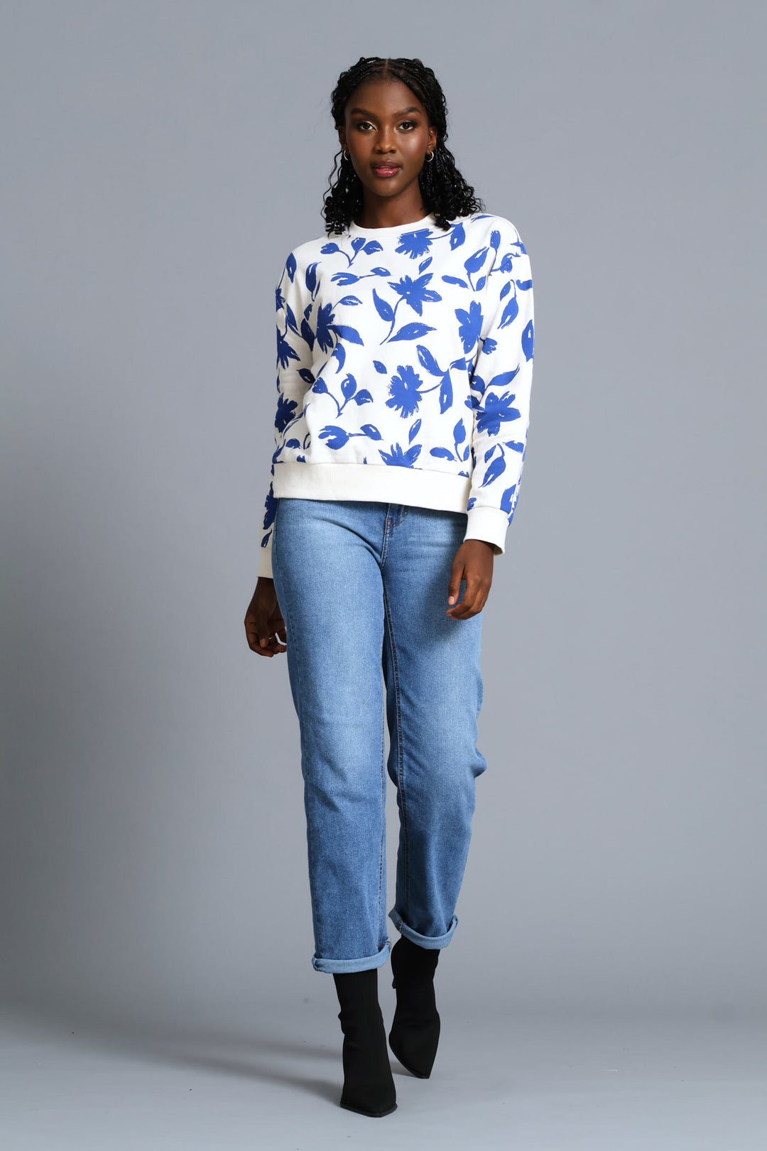Long Sleeve Floral Pullover - Cream/Blue