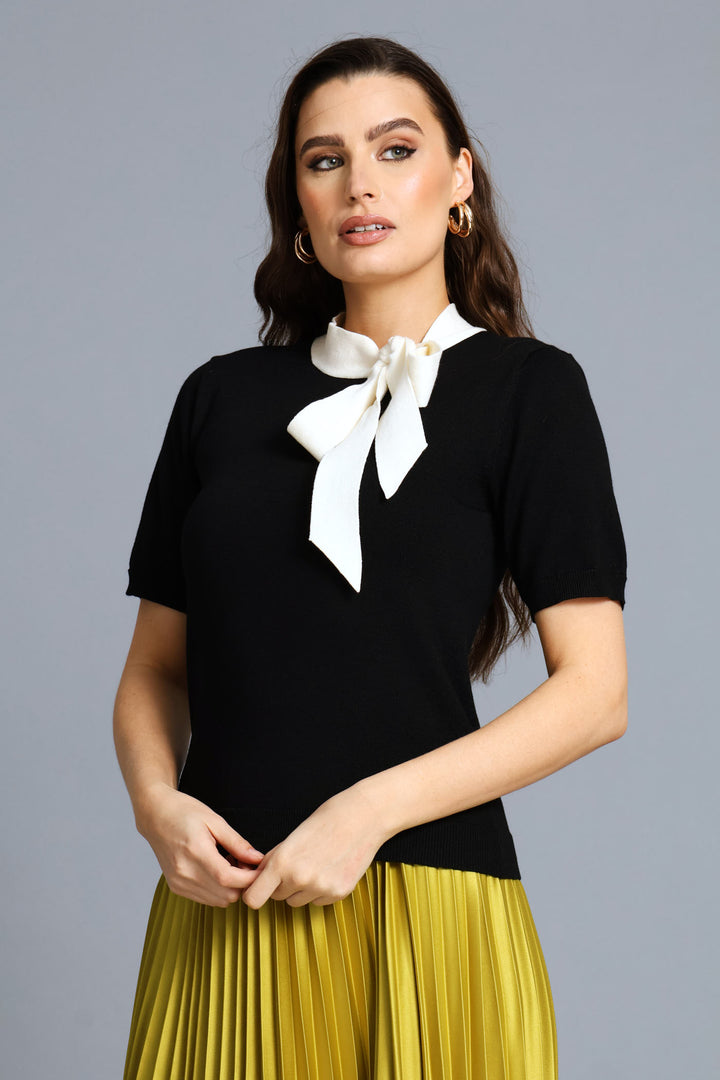 Kitty Bow Contrast Pullover - Black/Cream